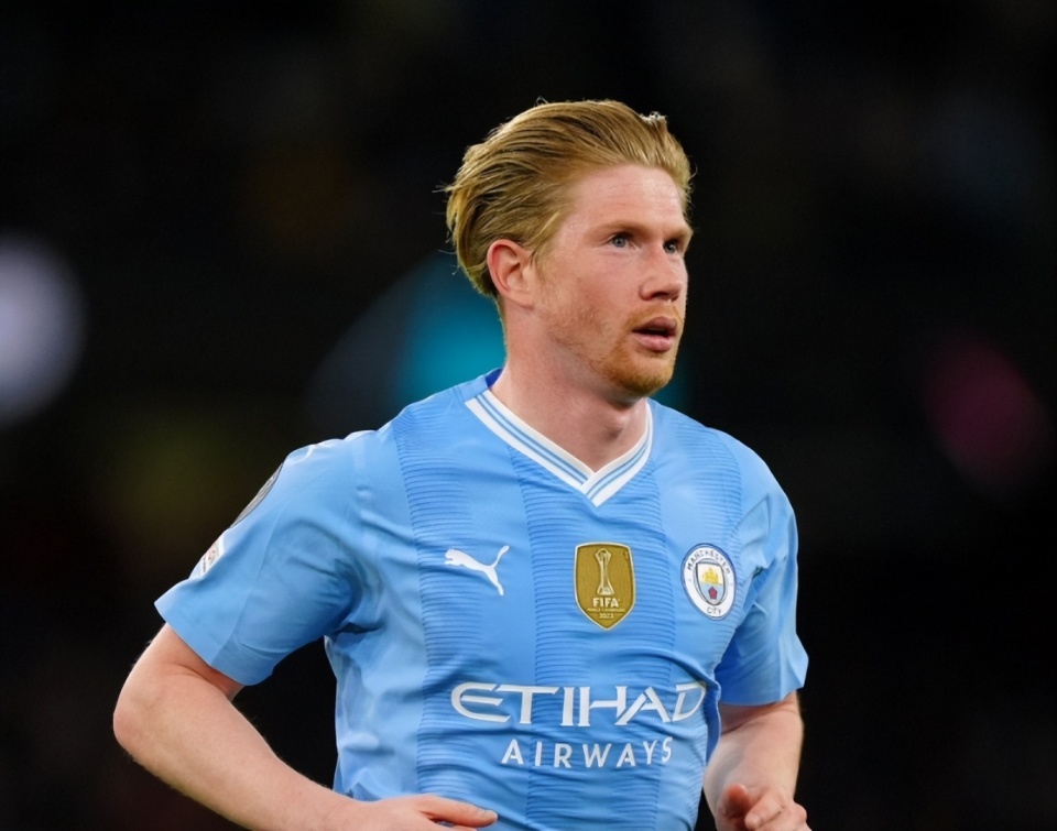 卡雷拉斯：我的位置是左边卫，但能适应教练在任何时候的要求